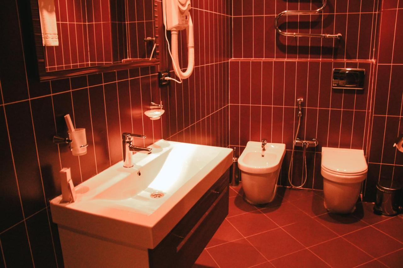 Iron Hotel Hokmeli Eksteriør bilde